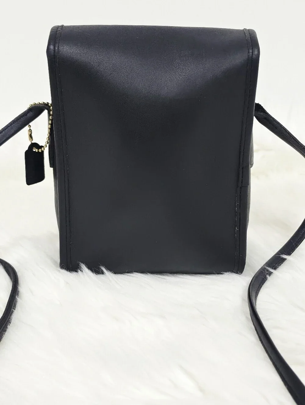 Coach 0770 Vintage Black Leather Turnlock Crossbody Shoulder Bag USA Made
